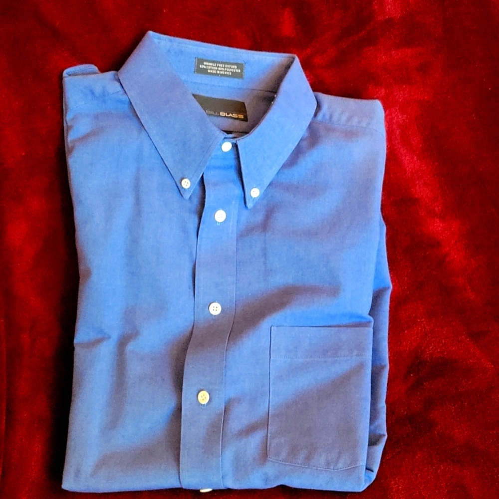 Bill Blass long sleeve dress shirt.